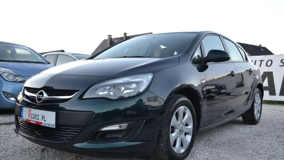 OPEL Astra -