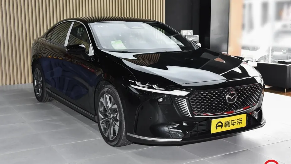 MAZDA EZ-6 -