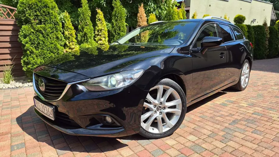 MAZDA 6 -