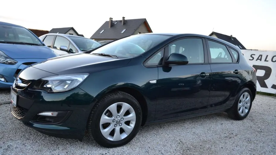 OPEL Astra -
