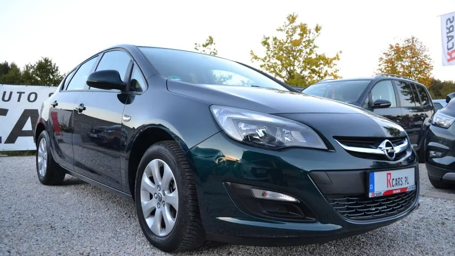 OPEL Astra -