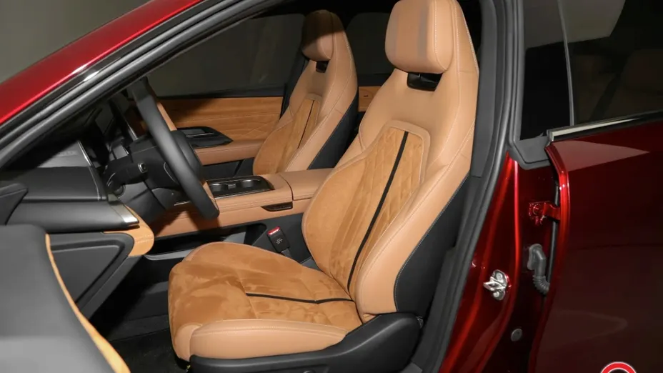 MAZDA EZ-6 -