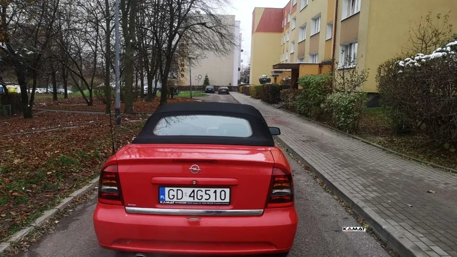 OPEL Astra -