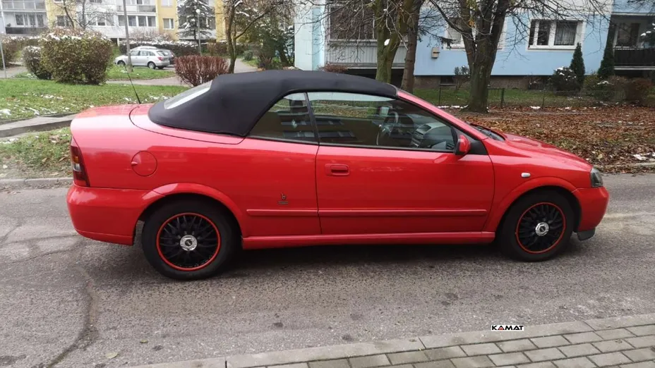 OPEL Astra -