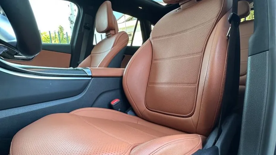 MERCEDES-BENZ GLC -