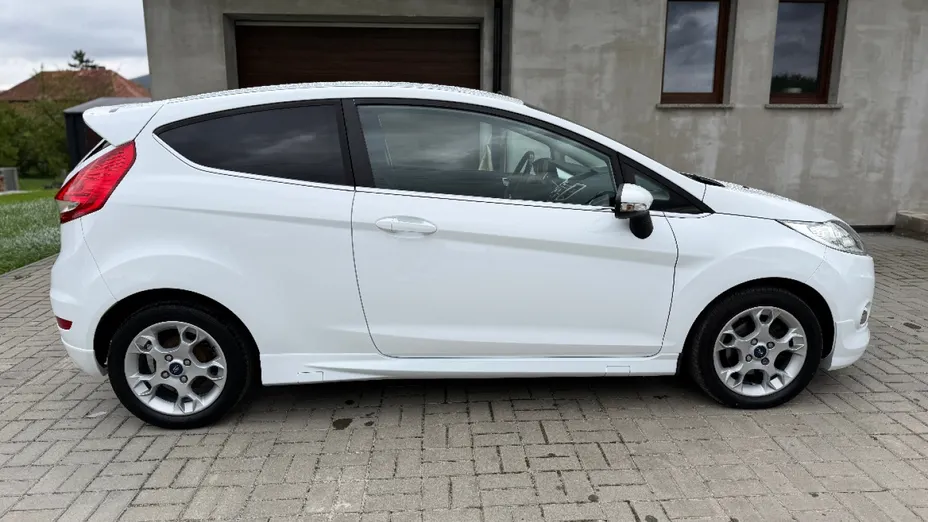 FORD Fiesta -