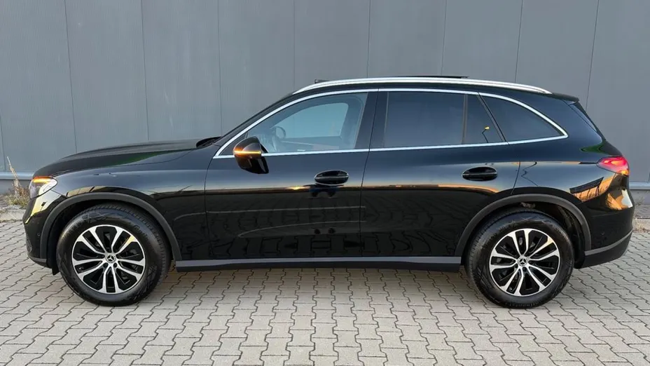 MERCEDES-BENZ GLC -