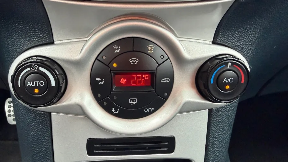 FORD Fiesta -