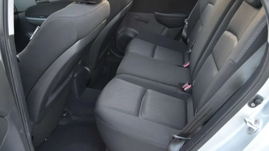 HYUNDAI i30 -