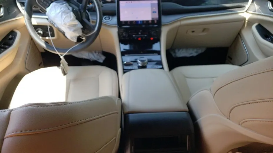 JEEP Grand Cherokee -