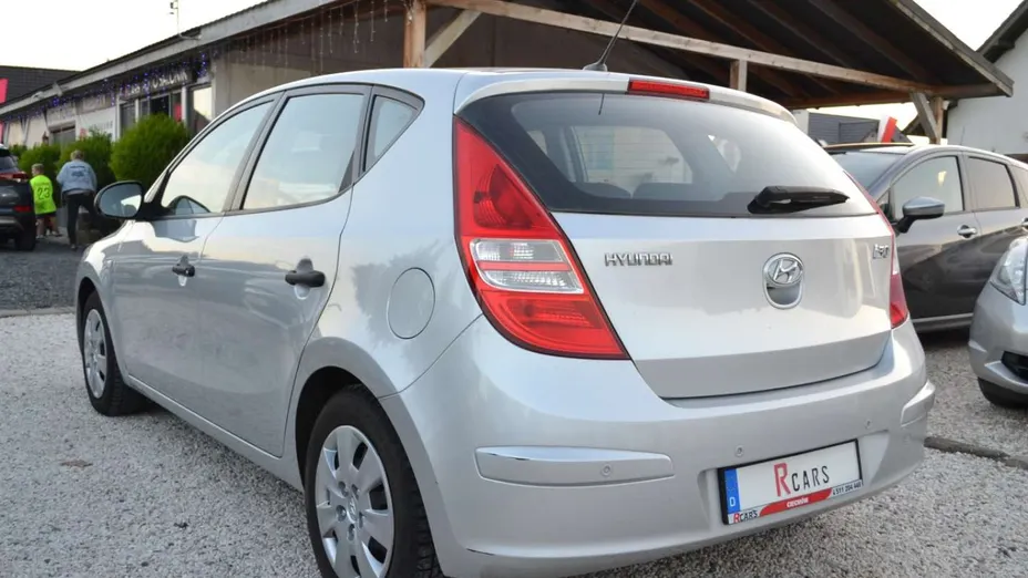HYUNDAI i30 -