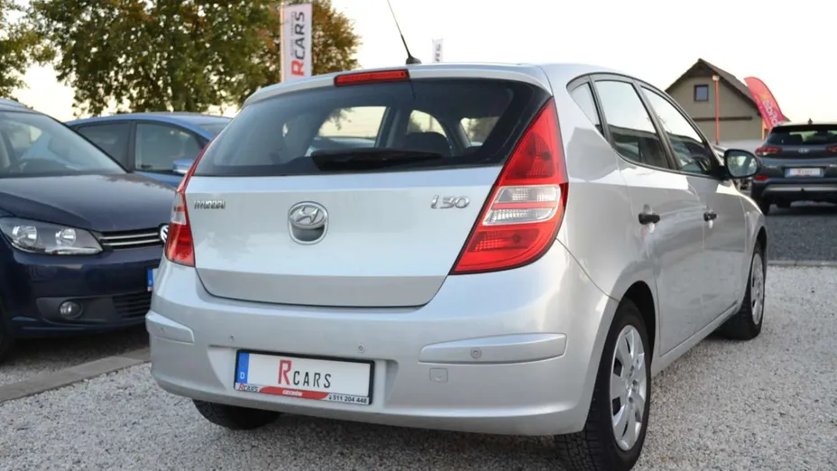 HYUNDAI i30 -