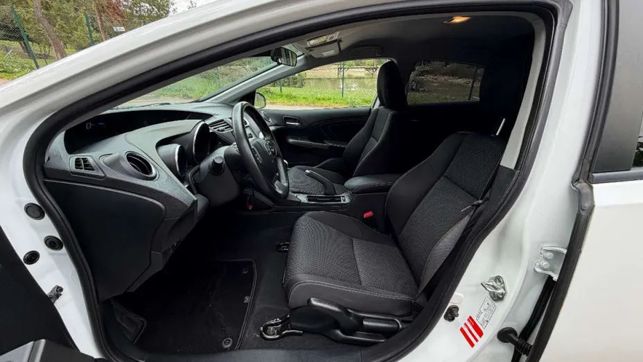 HONDA Civic -