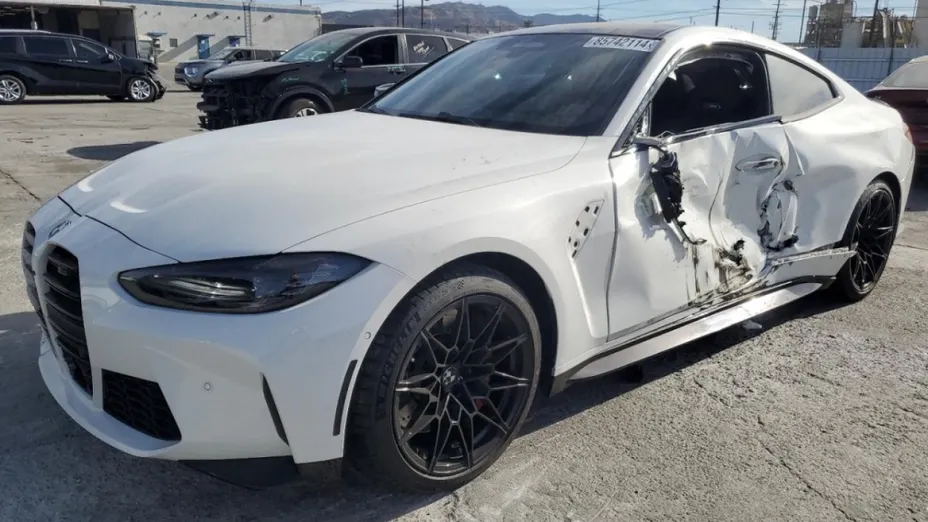 BMW M4 -