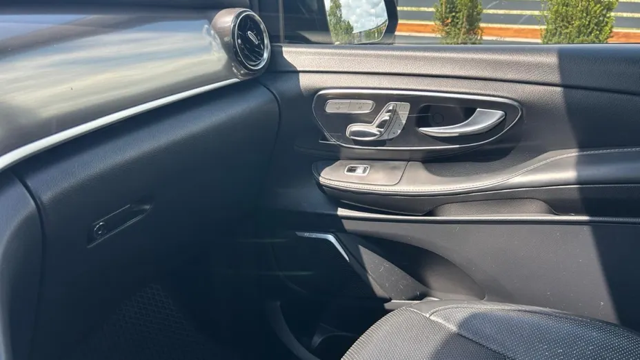 MERCEDES-BENZ V Klasa -