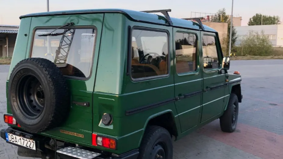 MERCEDES-BENZ 280 -