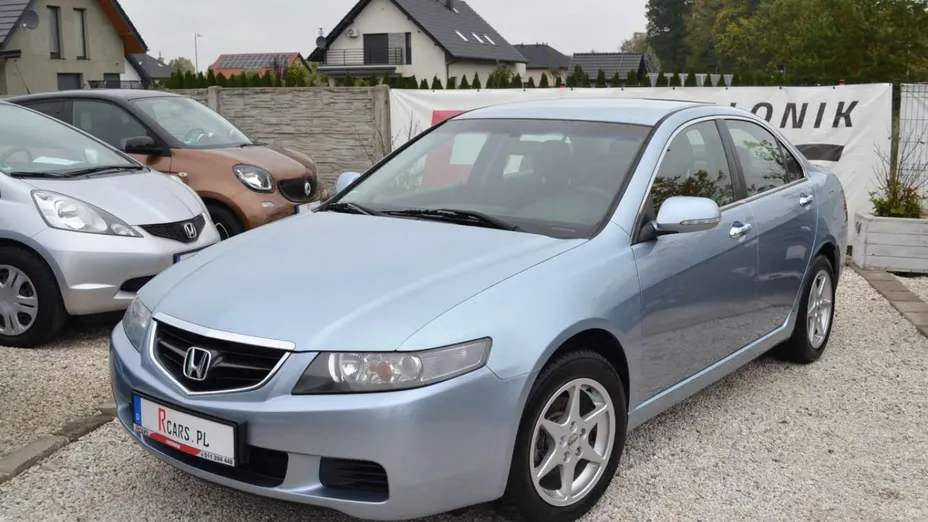 HONDA Accord -
