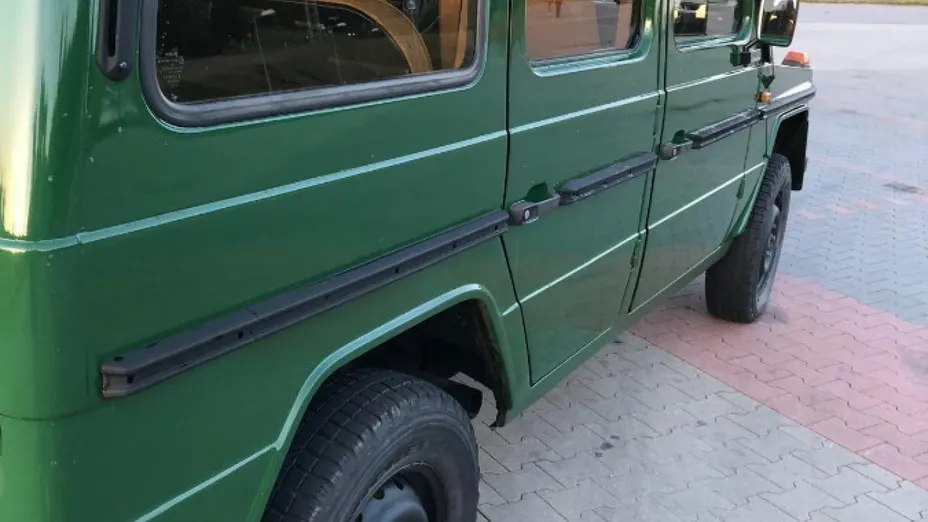 MERCEDES-BENZ 280 -