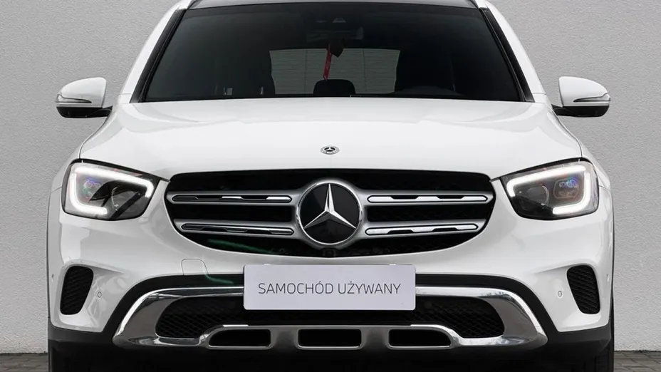 MERCEDES-BENZ GLC -