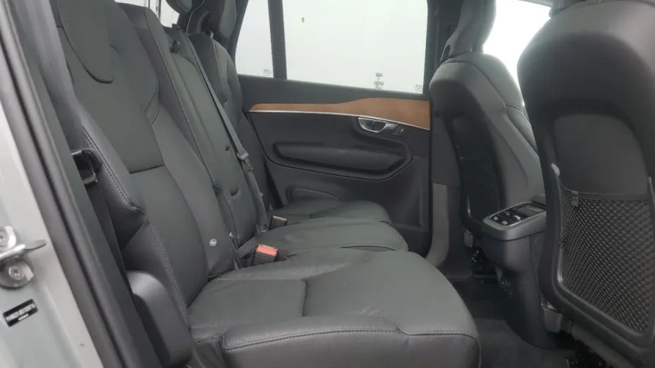 VOLVO XC90 -