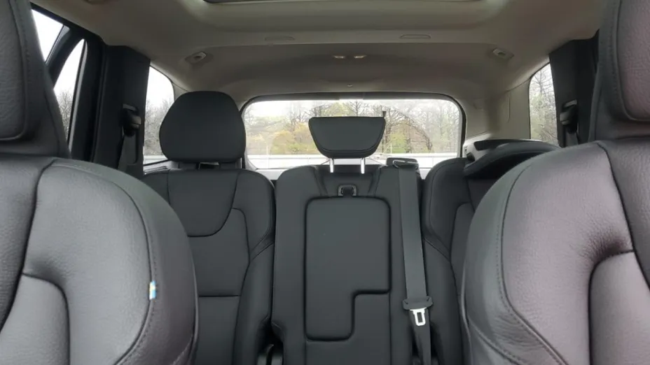 VOLVO XC90 -