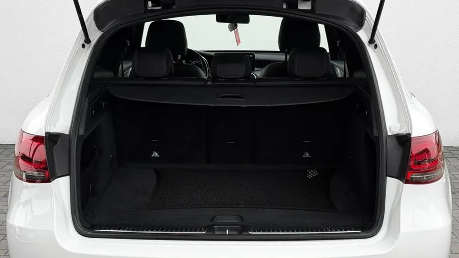 MERCEDES-BENZ GLC -
