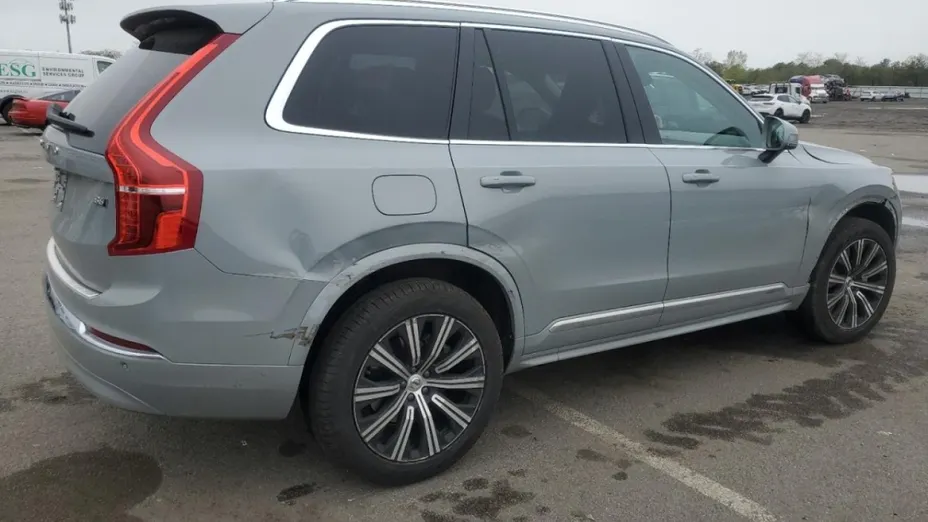 VOLVO XC90 -