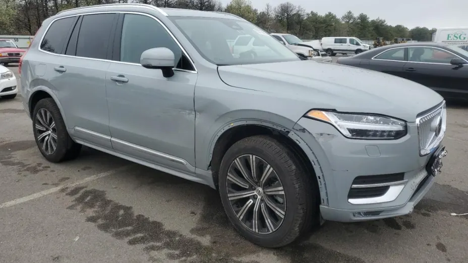VOLVO XC90 -
