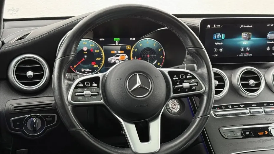 MERCEDES-BENZ GLC -