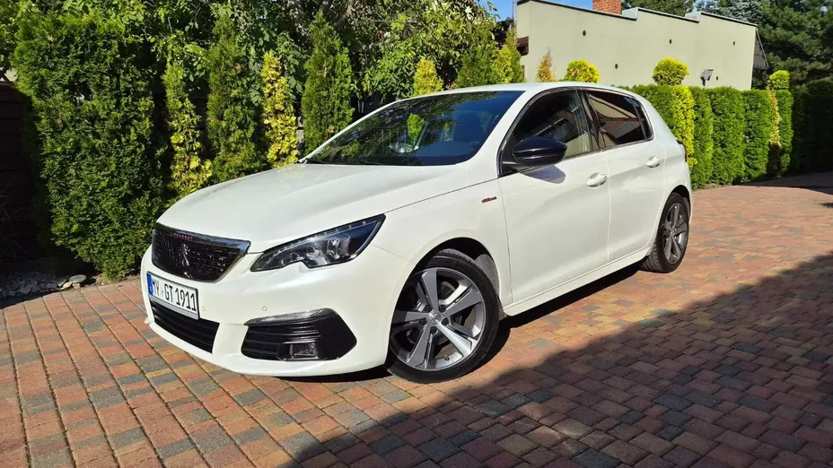 PEUGEOT 308 -