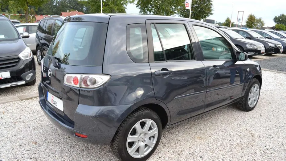 MAZDA 2 -