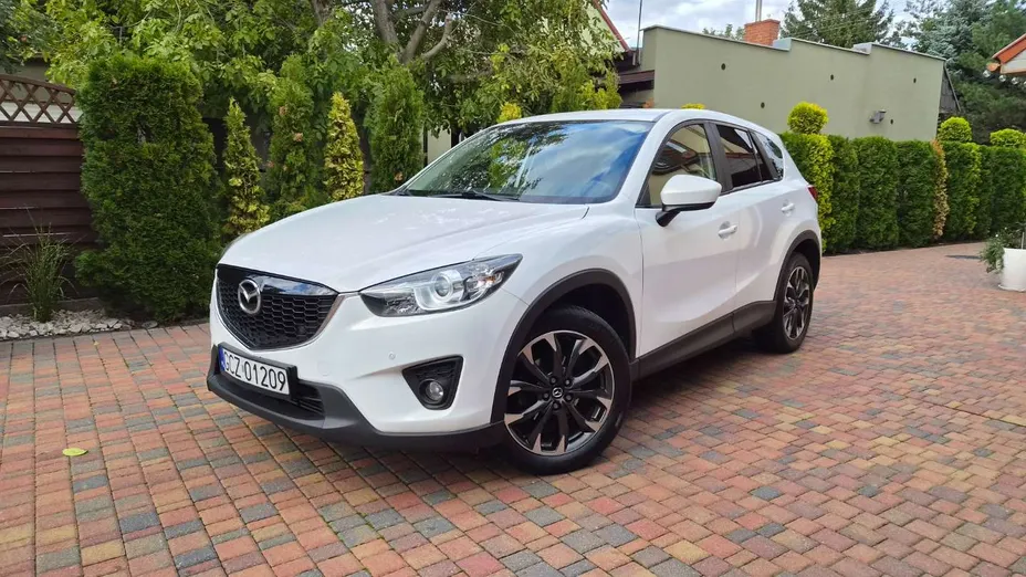 MAZDA CX-50 -