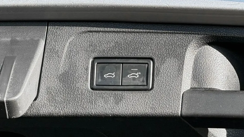 VOLKSWAGEN Passat -