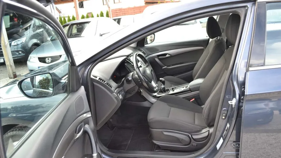 HYUNDAI i40 -