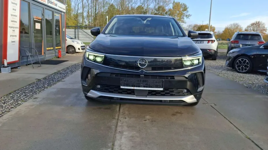 OPEL Grandland X -