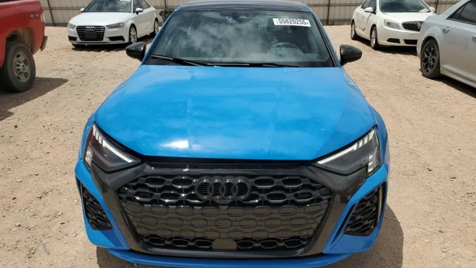 AUDI RS3 -