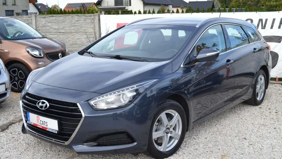 HYUNDAI i40 -
