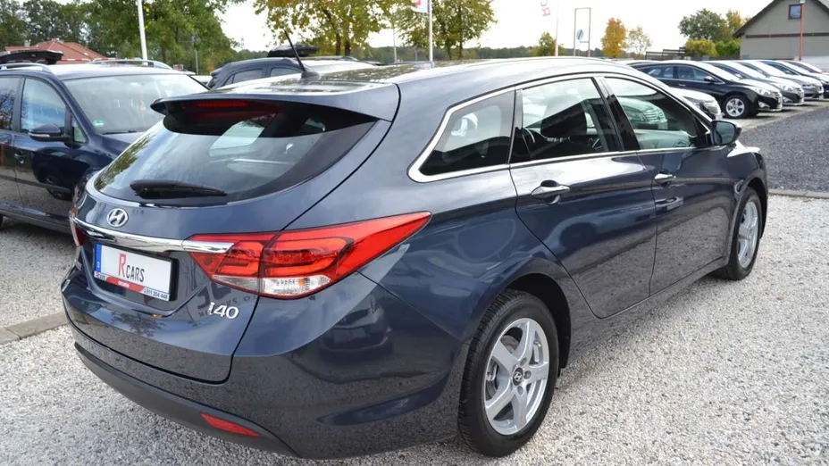 HYUNDAI i40 -