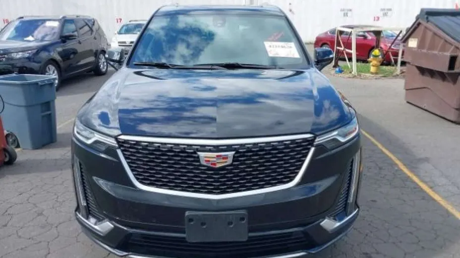 CADILLAC XT6 -