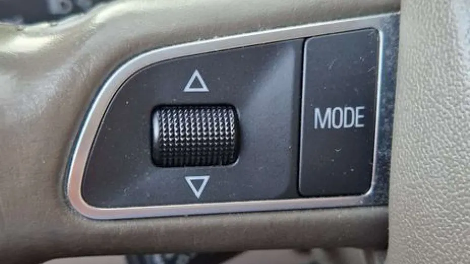 AUDI A6 -