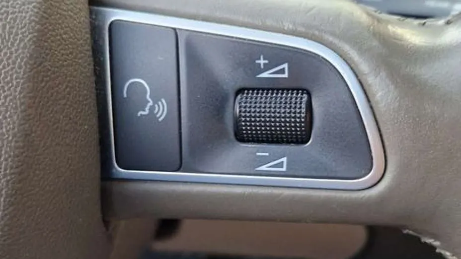 AUDI A6 -