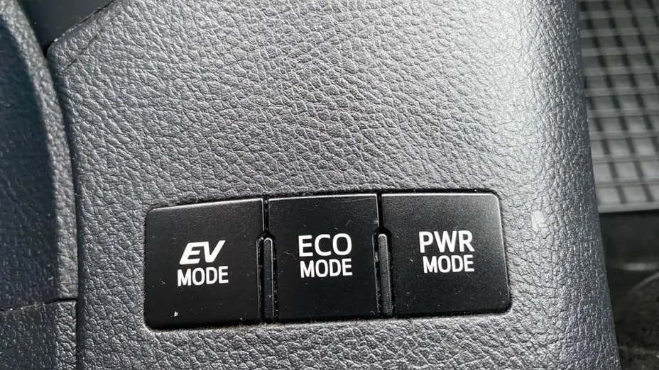 TOYOTA Auris -