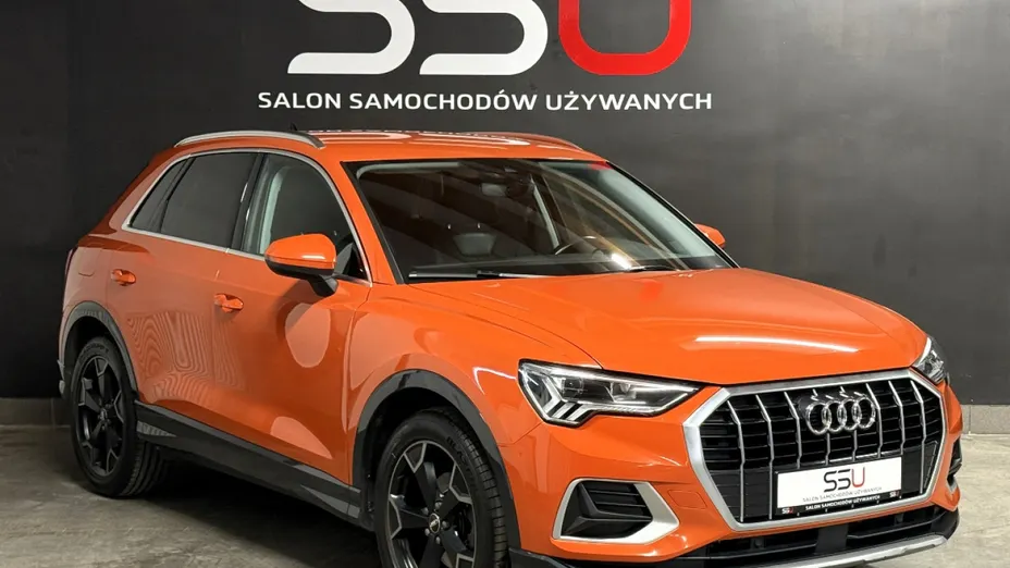 AUDI Q3 -