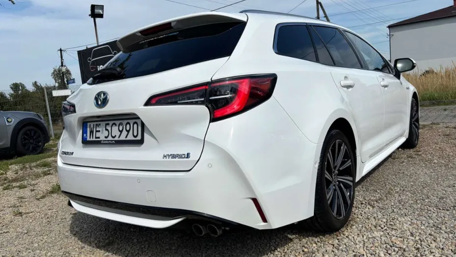 TOYOTA Corolla -