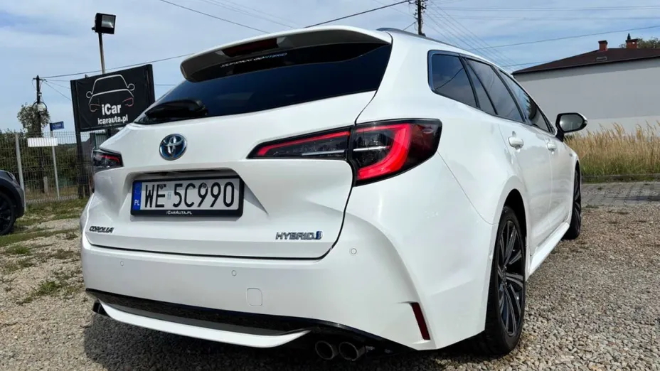 TOYOTA Corolla -