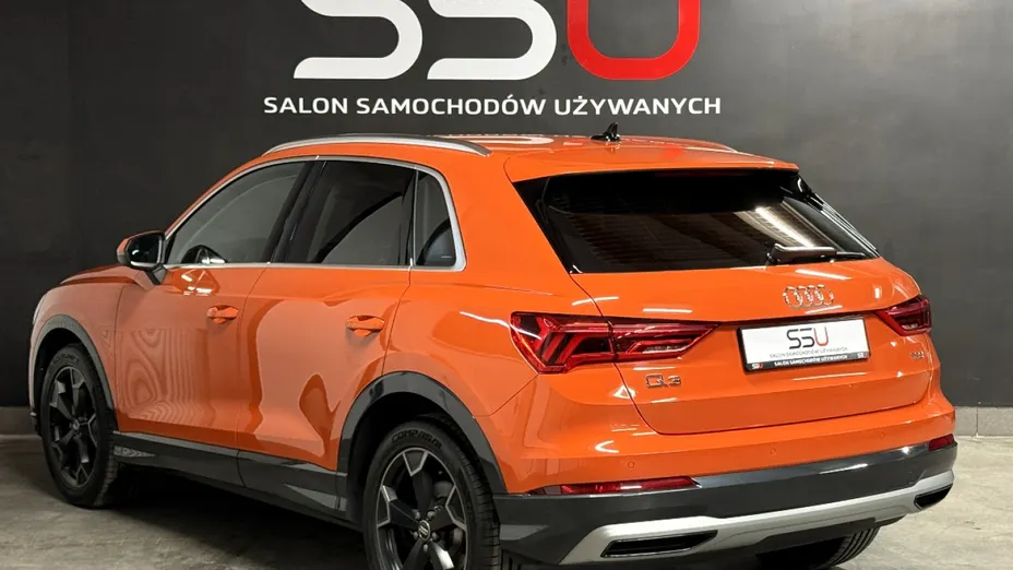 AUDI Q3 -