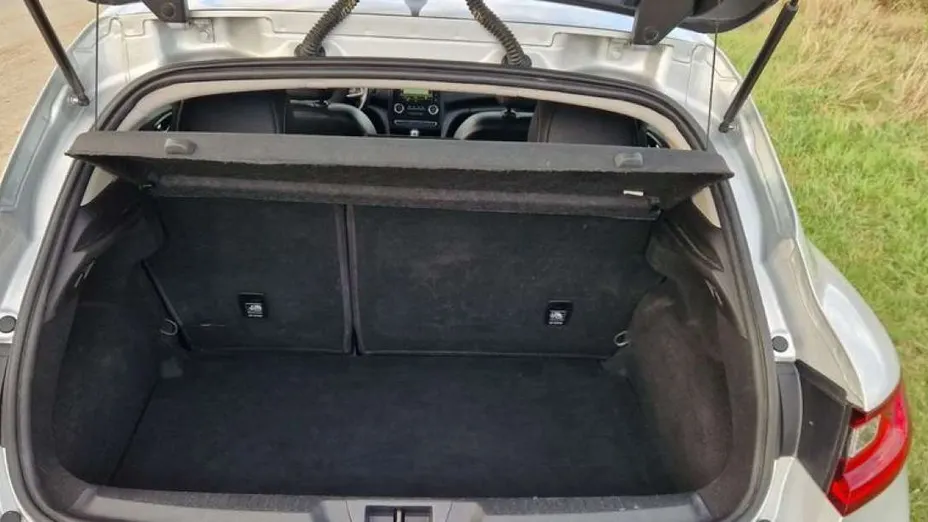 RENAULT Megane -