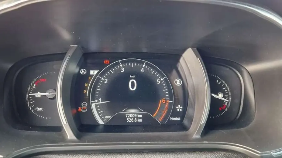 RENAULT Megane -