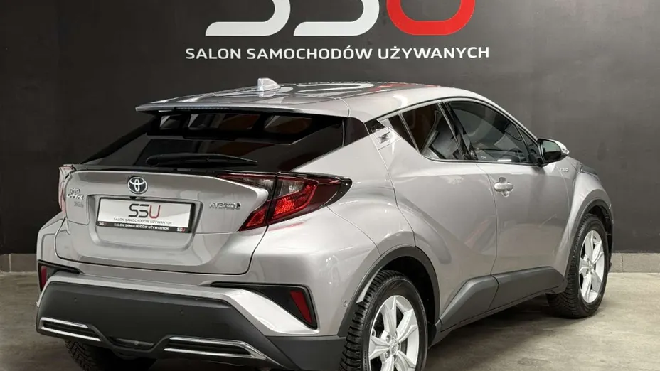 TOYOTA C-HR -