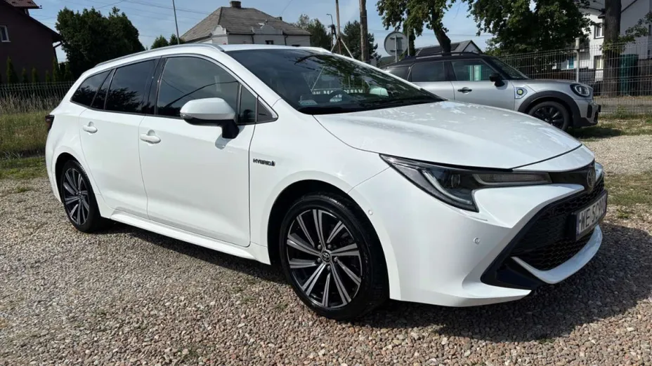 TOYOTA Corolla -